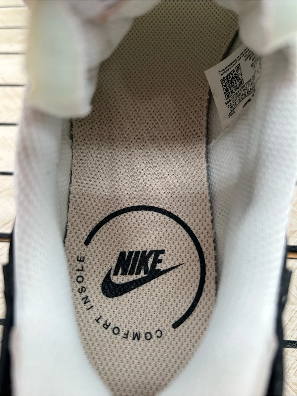 Nike Waffle Debut